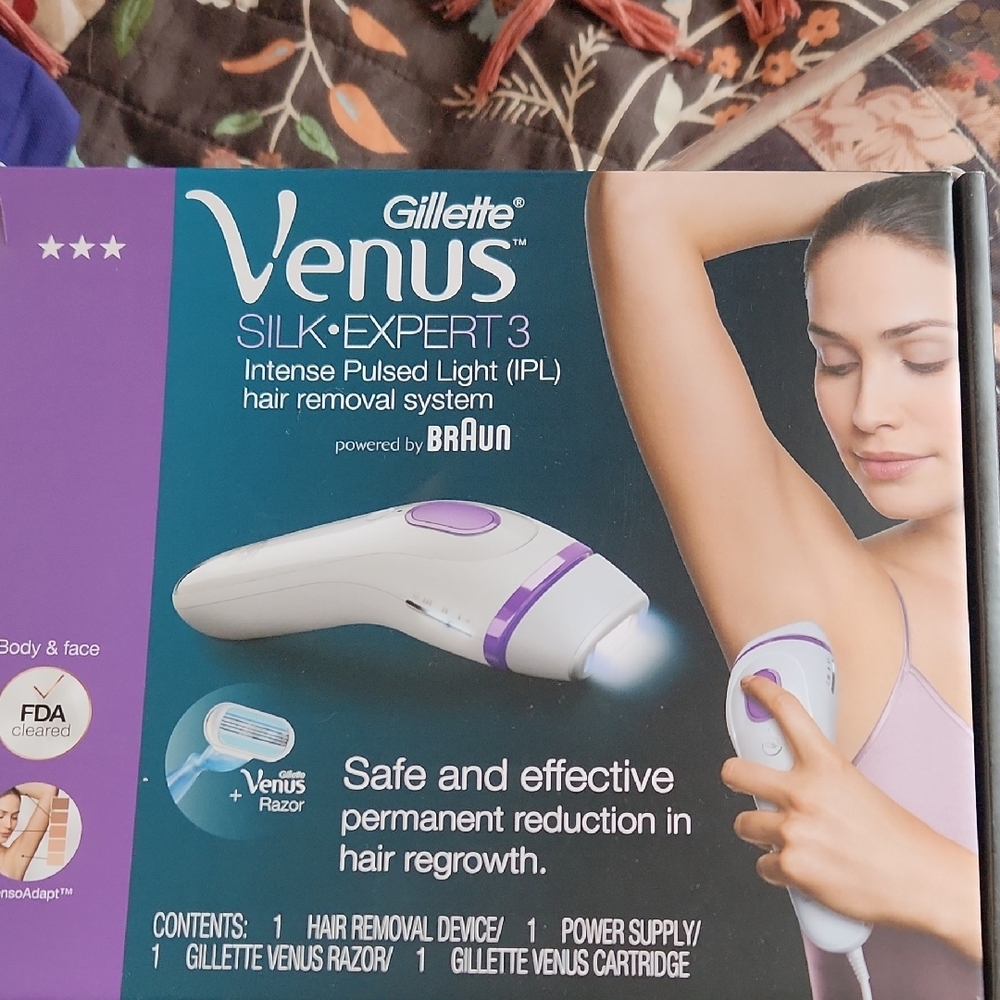 Gillette Venus Silk-Expert 3 IPL Hair Removal System